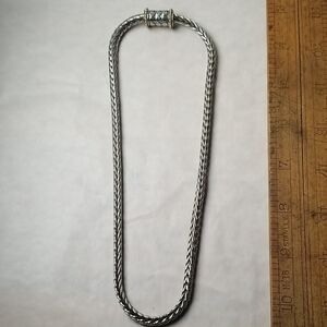 Metal Wheat Chain Necklace With Magnet Clasp